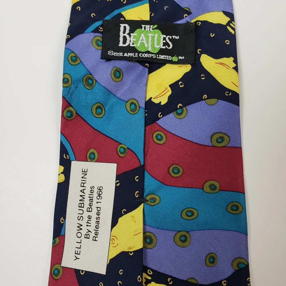 Vintage 90's Yellow Submarine by The Beatles All Over Print Silk Tie - Picture 3 of 4